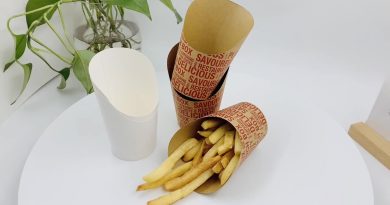 Custom Chip Cups