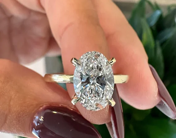 Bezel-Set Oval Engagement Rings for a Sleek Look