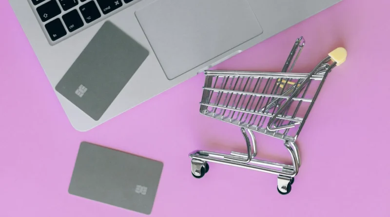 eCommerce replatforming consultant