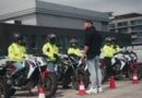 What makes Motorrijschool Kijkduin unique in driver training?